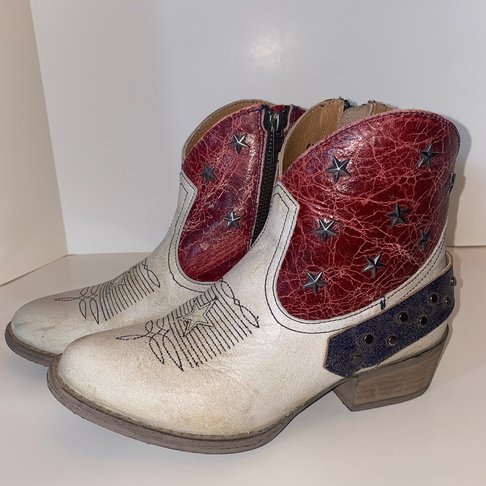 Sterling River Red, White, & Blue Boots